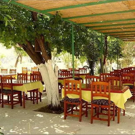 מלון Atici